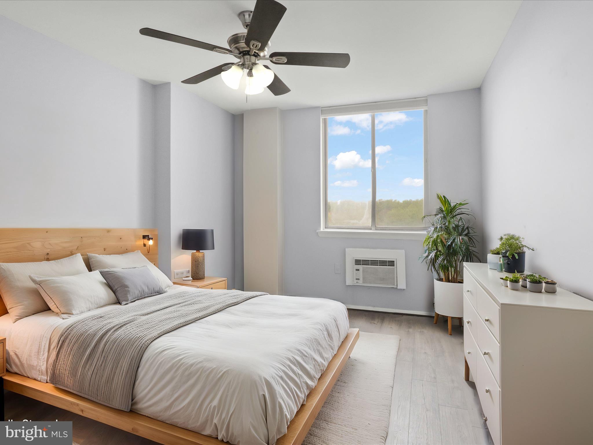 BARCROFT HILLS - Residential