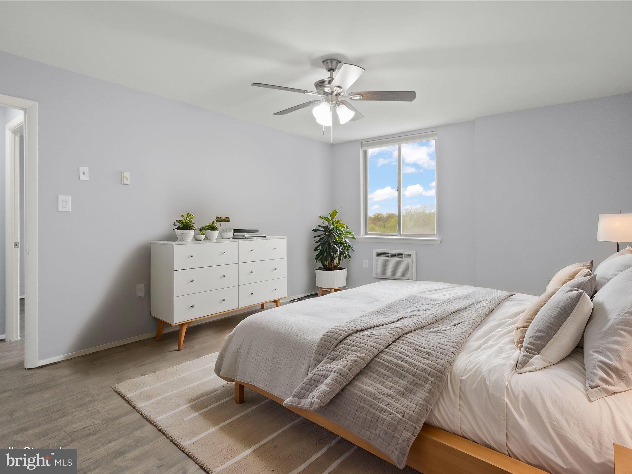 BARCROFT HILLS - Residential