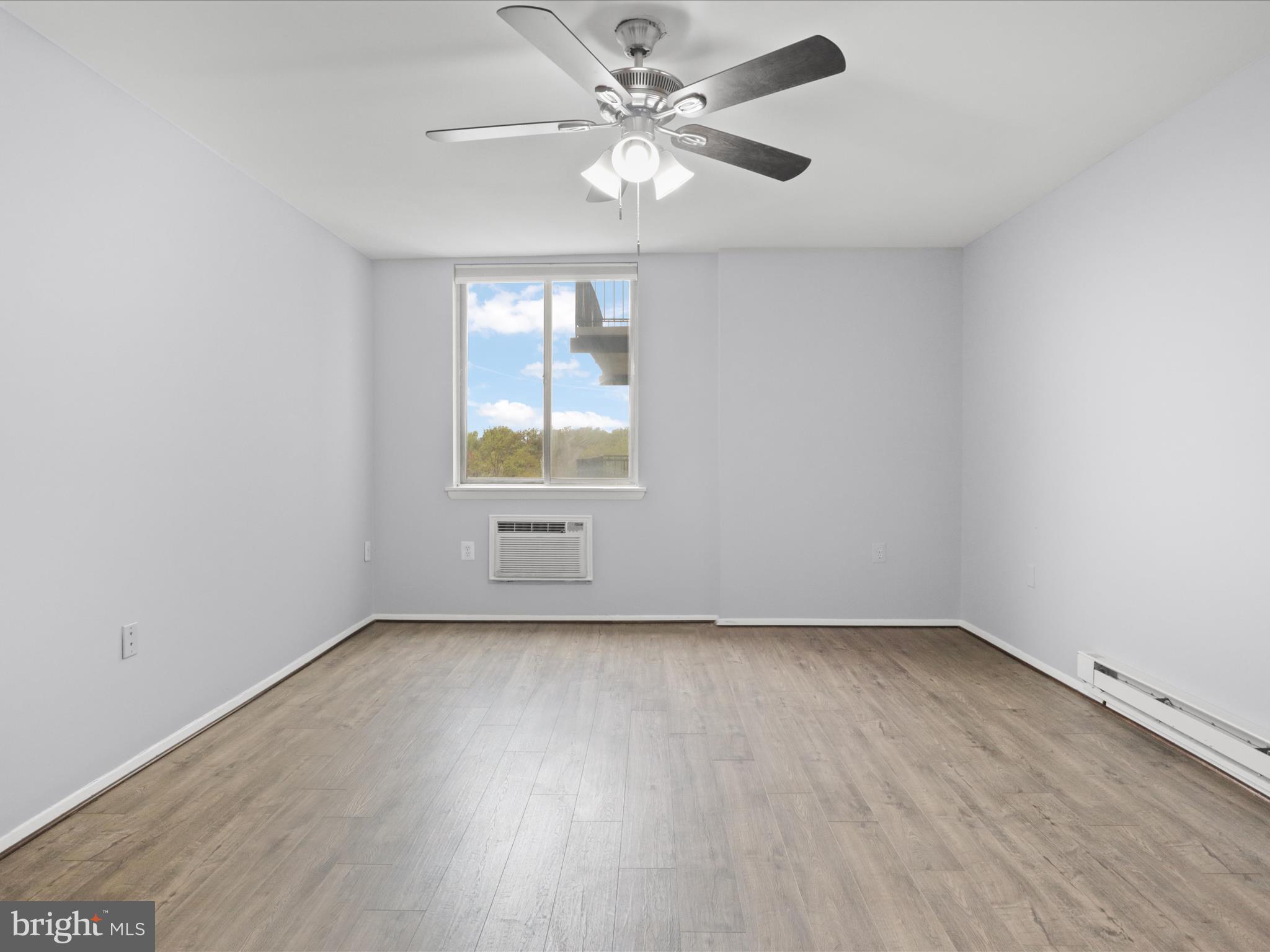 BARCROFT HILLS - Residential