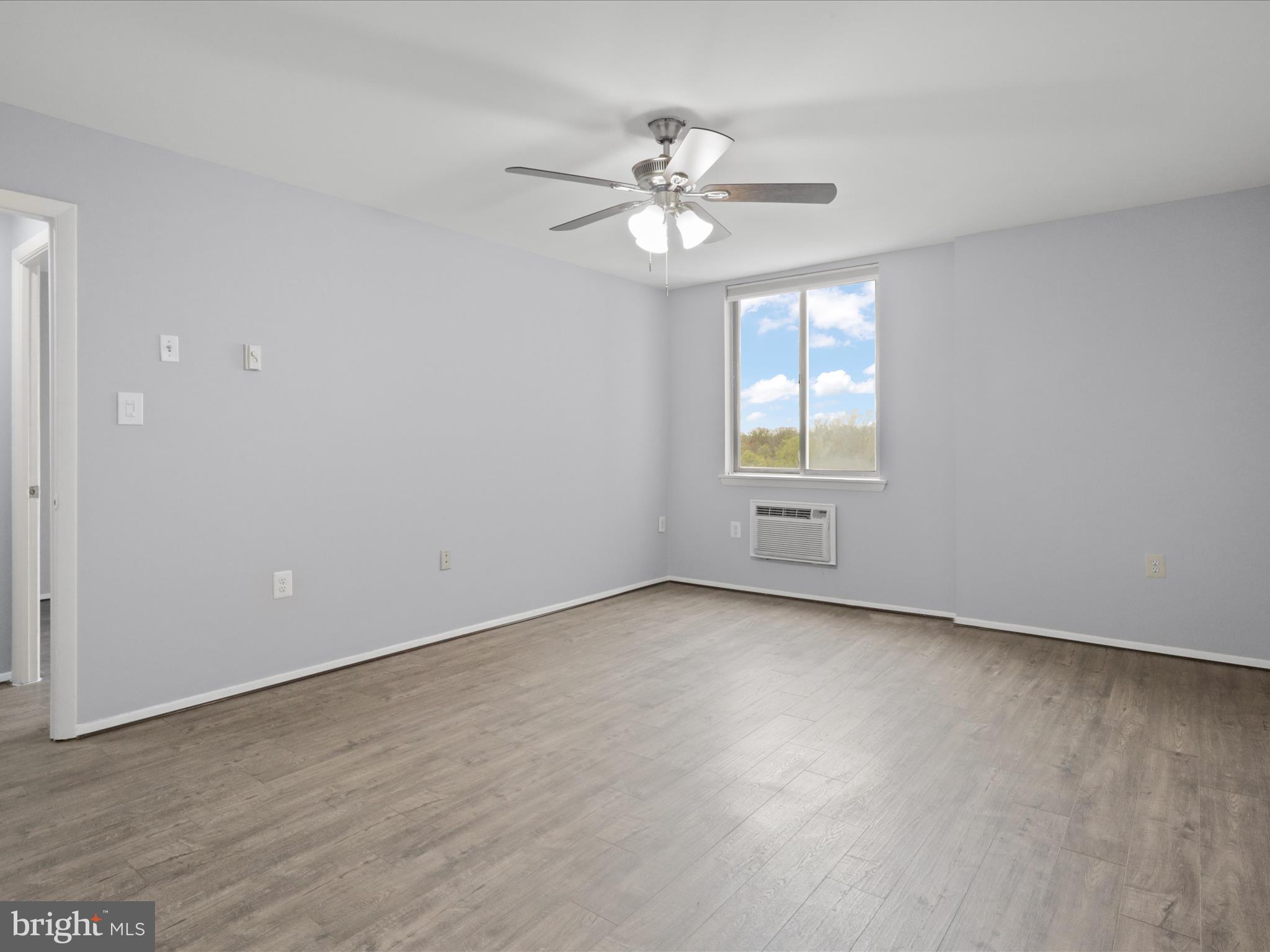 BARCROFT HILLS - Residential