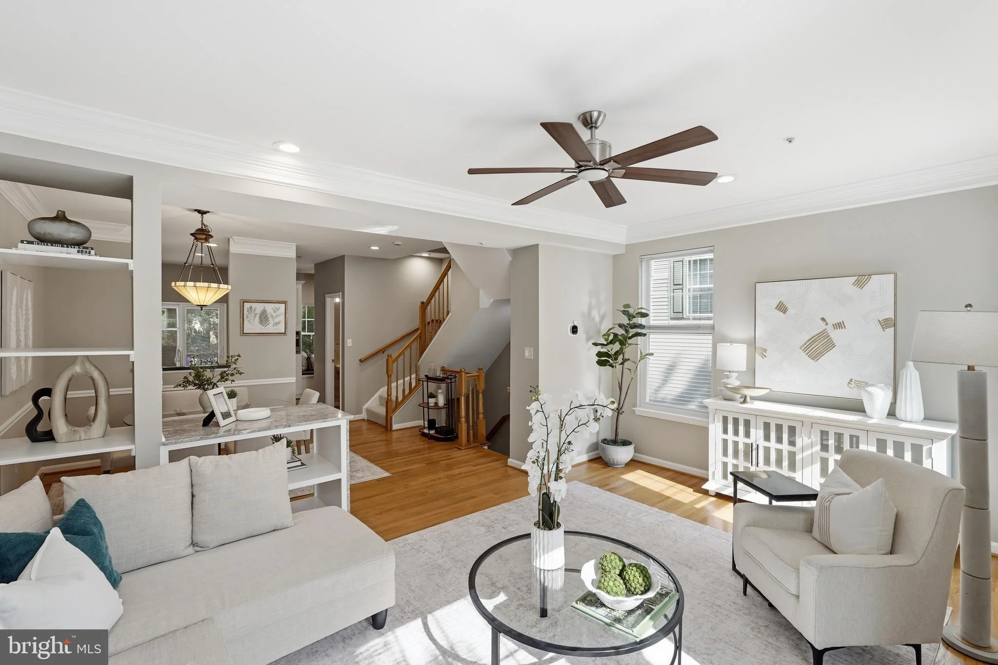 3298 Mount Vernon Avenue