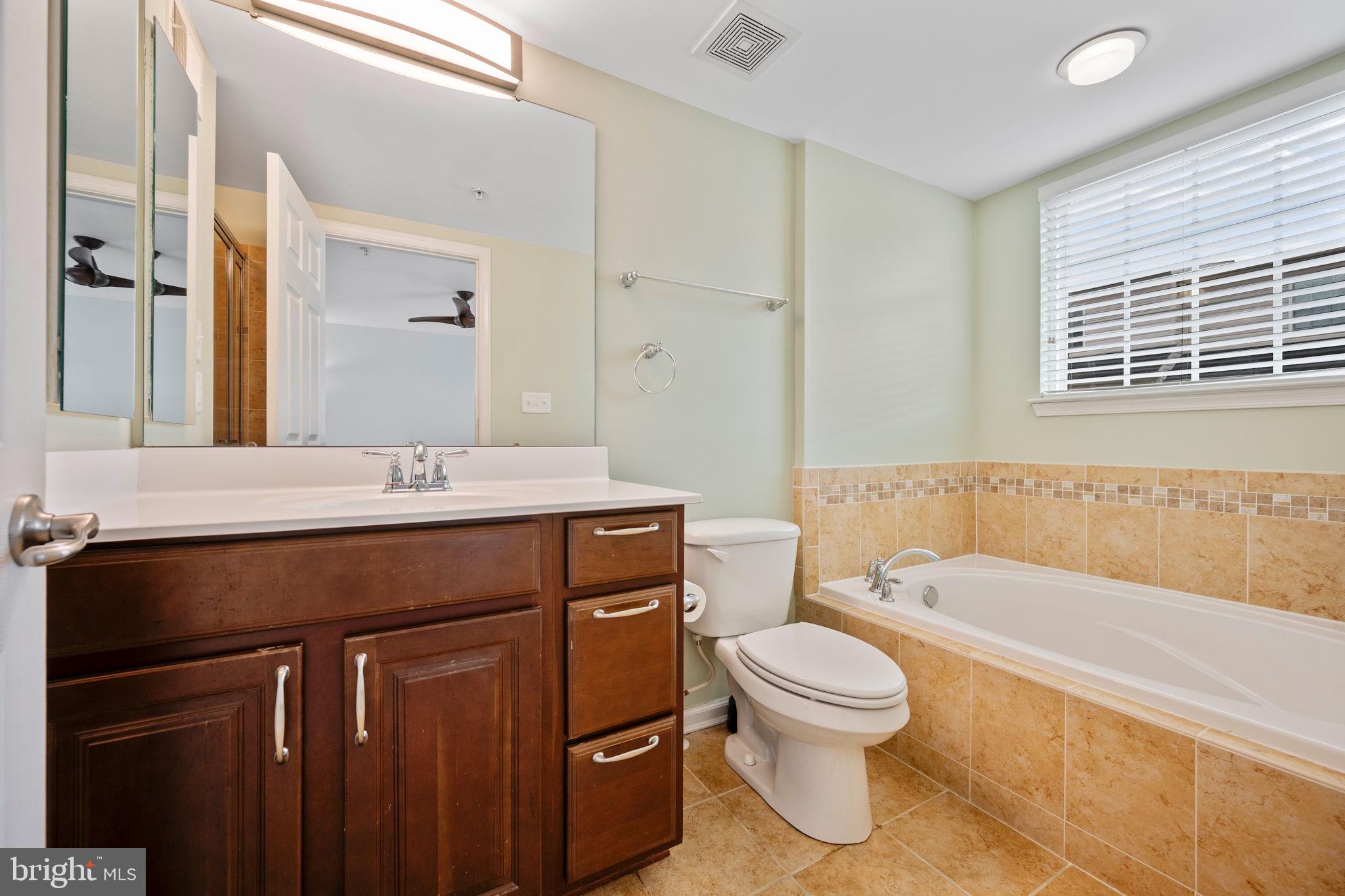 RED RUN VILLA - Residential