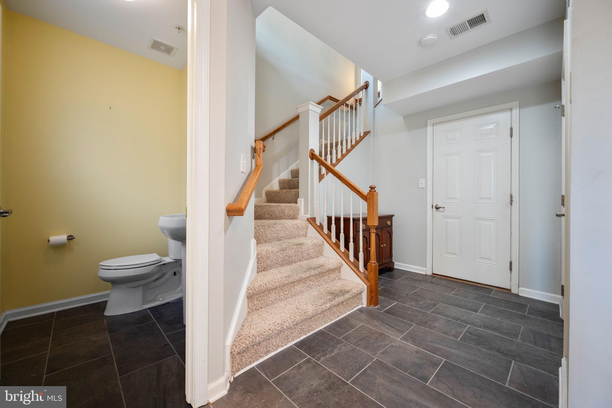 RED RUN VILLA - Residential