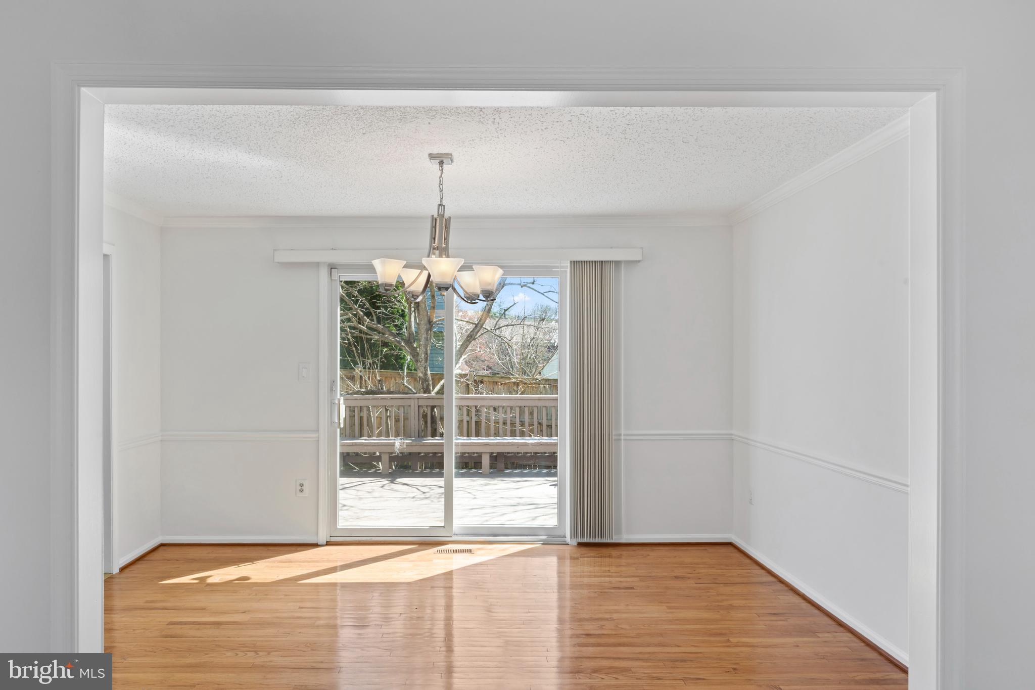 MIDDLEBRIDGE - Residential