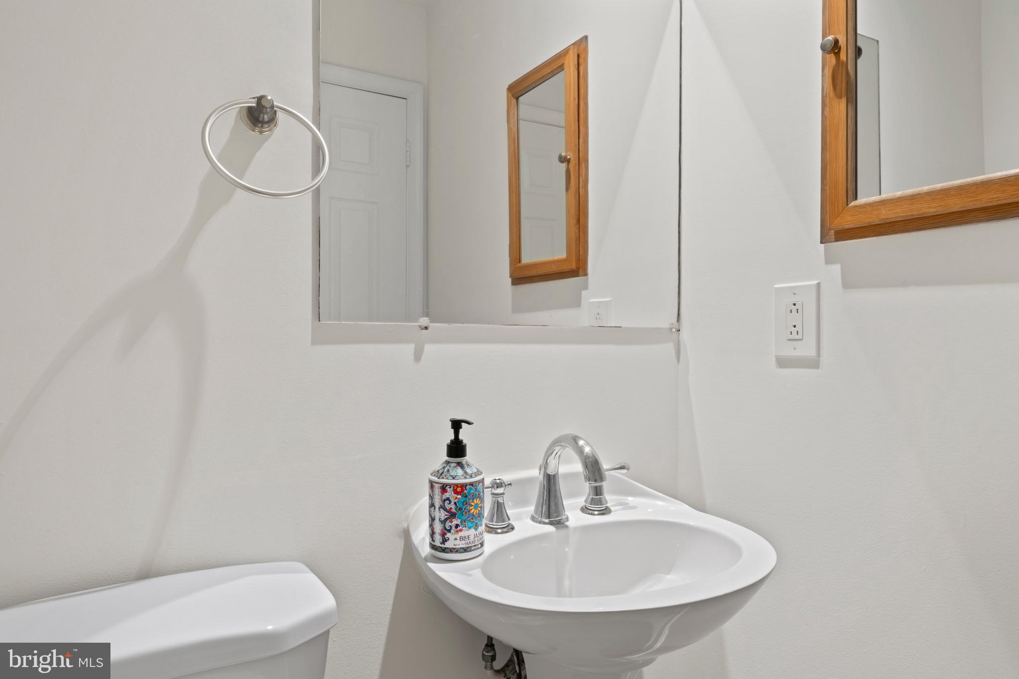 MIDDLEBRIDGE - Residential