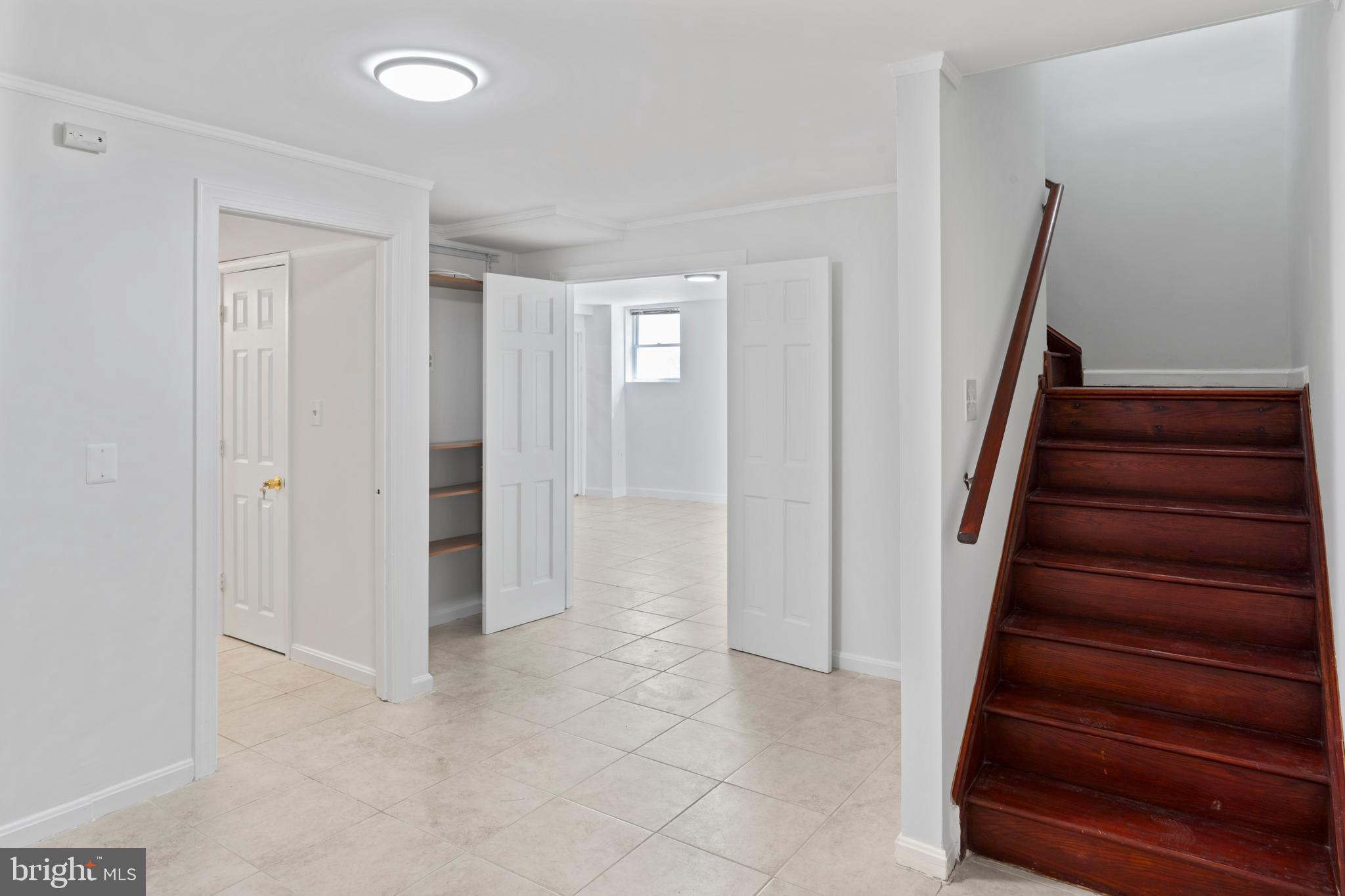 MIDDLEBRIDGE - Residential