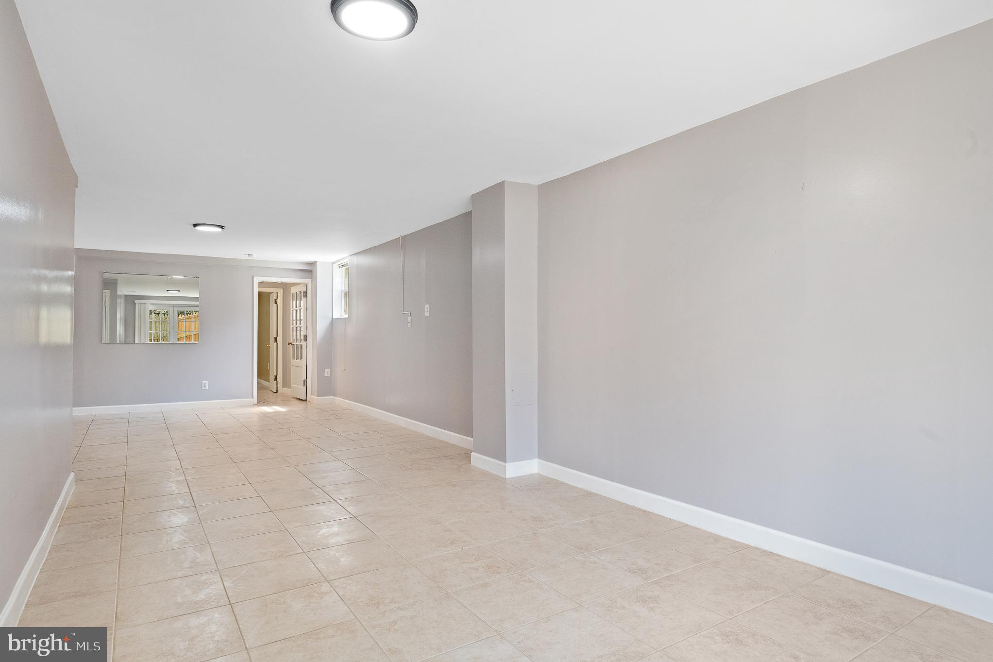 MIDDLEBRIDGE - Residential