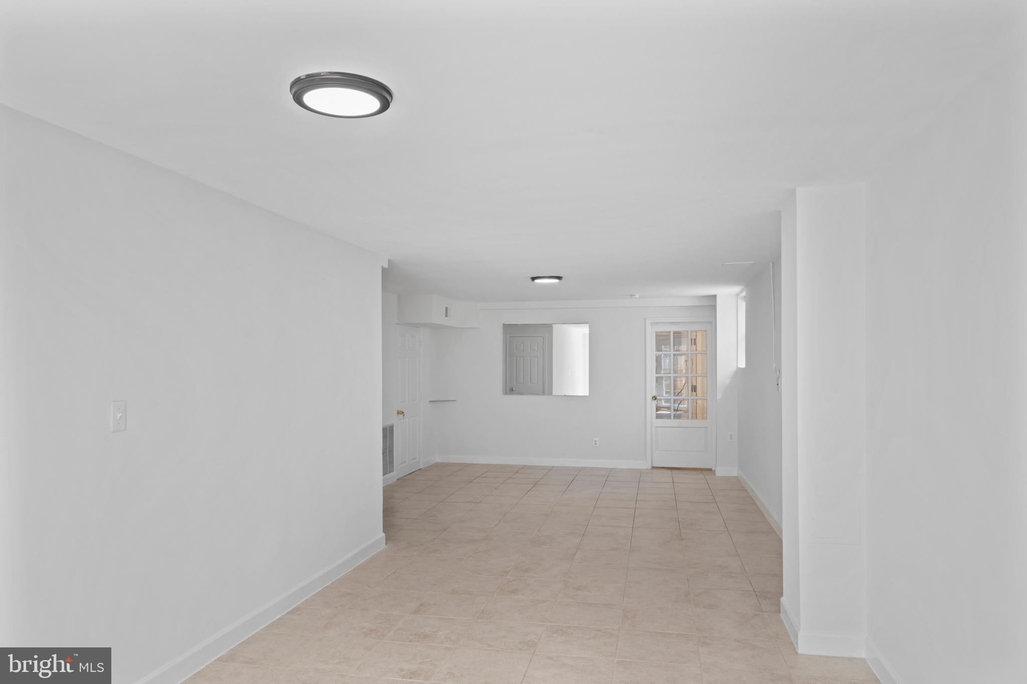 MIDDLEBRIDGE - Residential