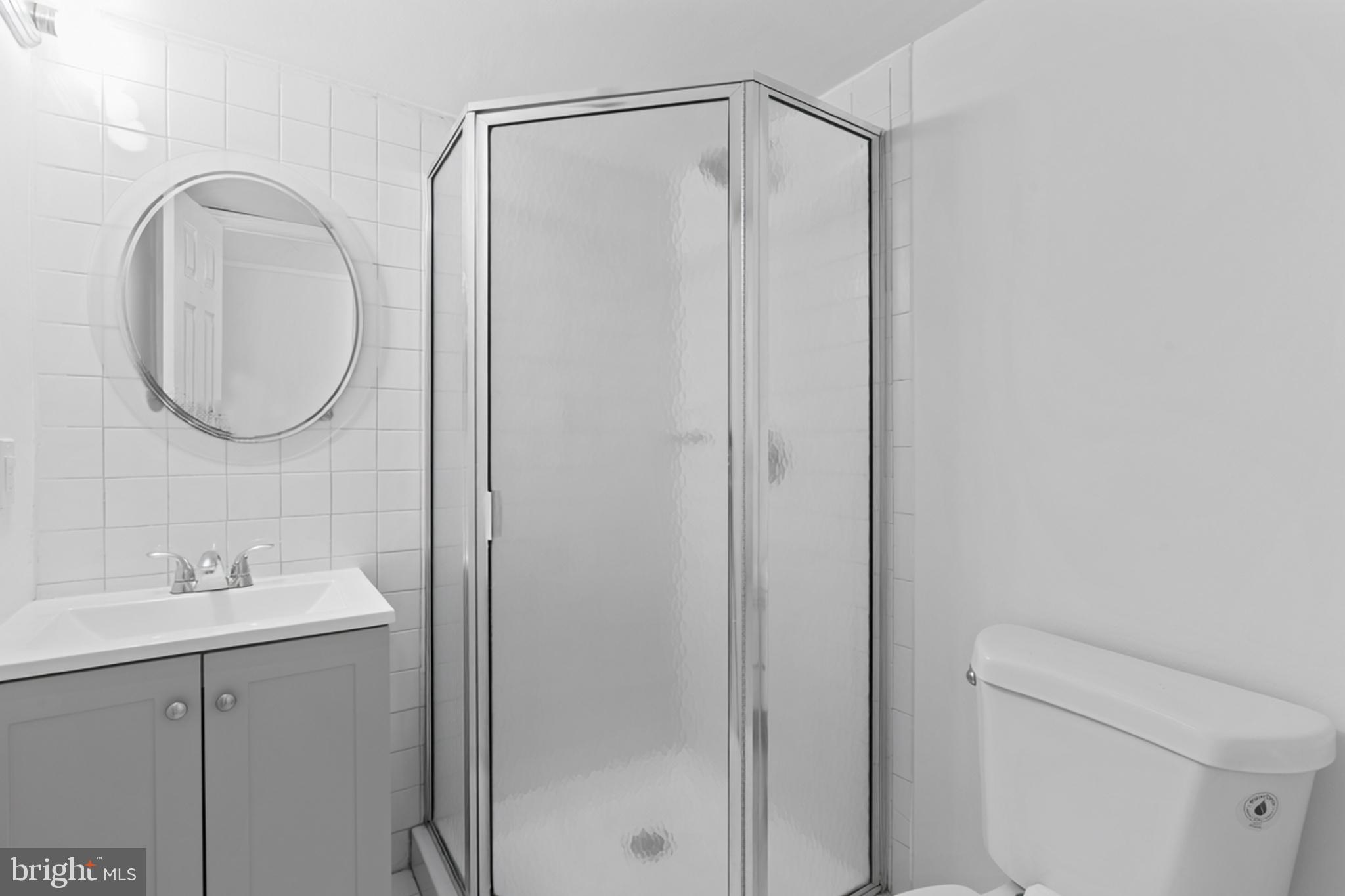 MIDDLEBRIDGE - Residential