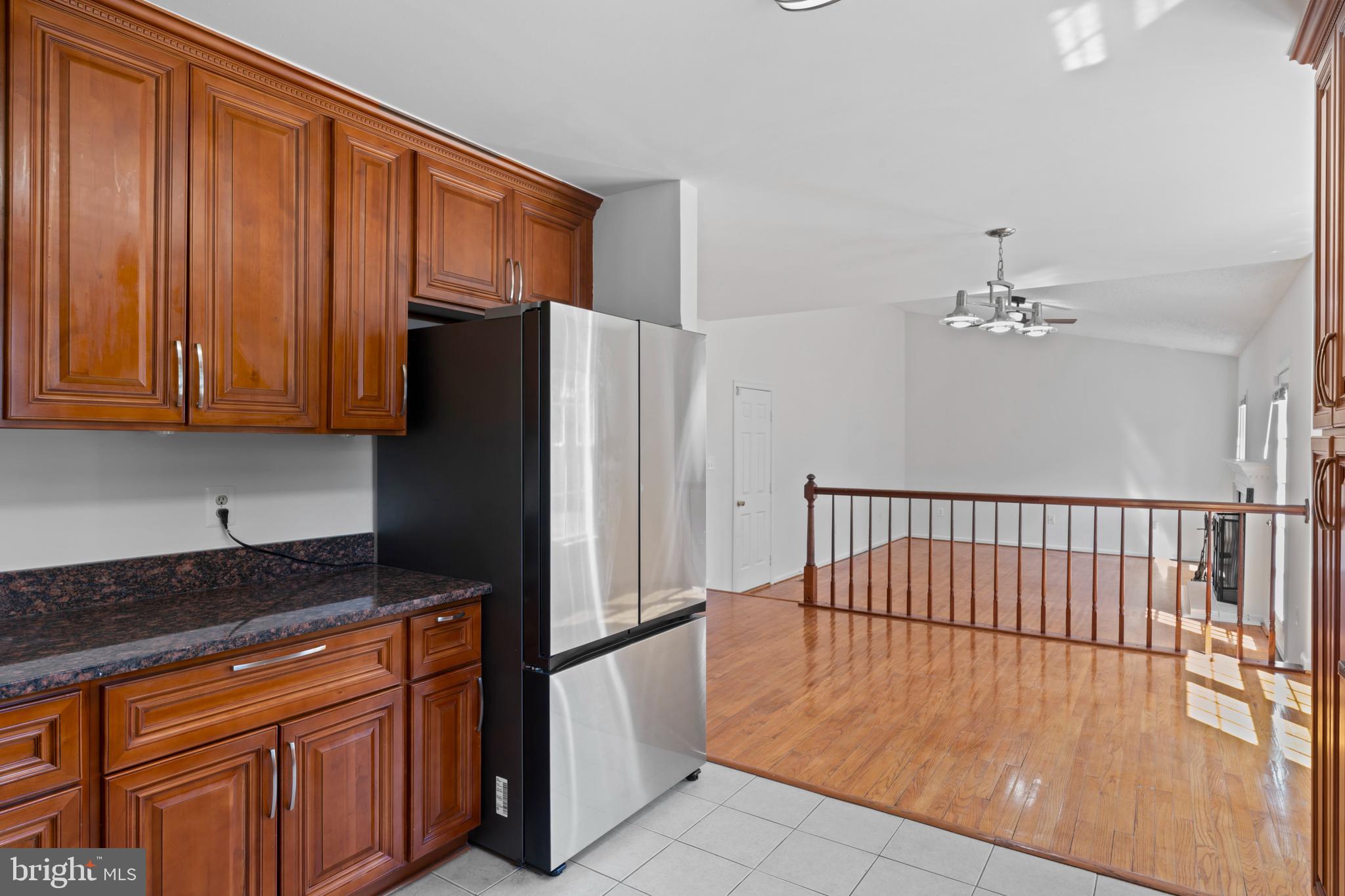 MIDDLEBRIDGE - Residential