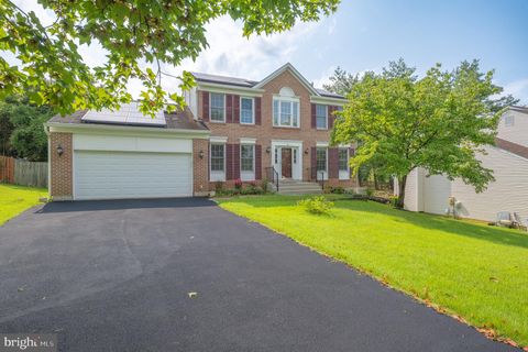 Homes For Sale - 9 Coachlamp Court<br/> SILVER SPRING, MD 20906