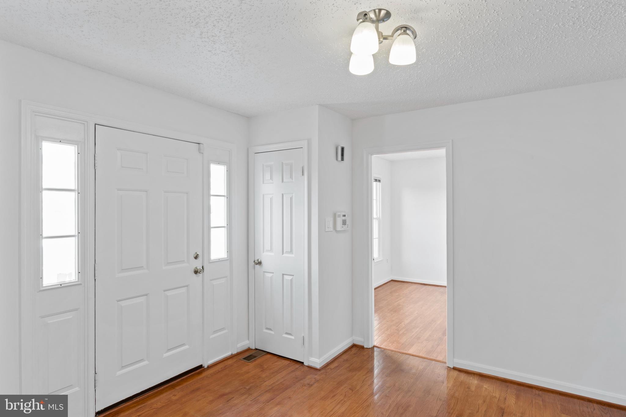 MIDDLEBRIDGE - Residential