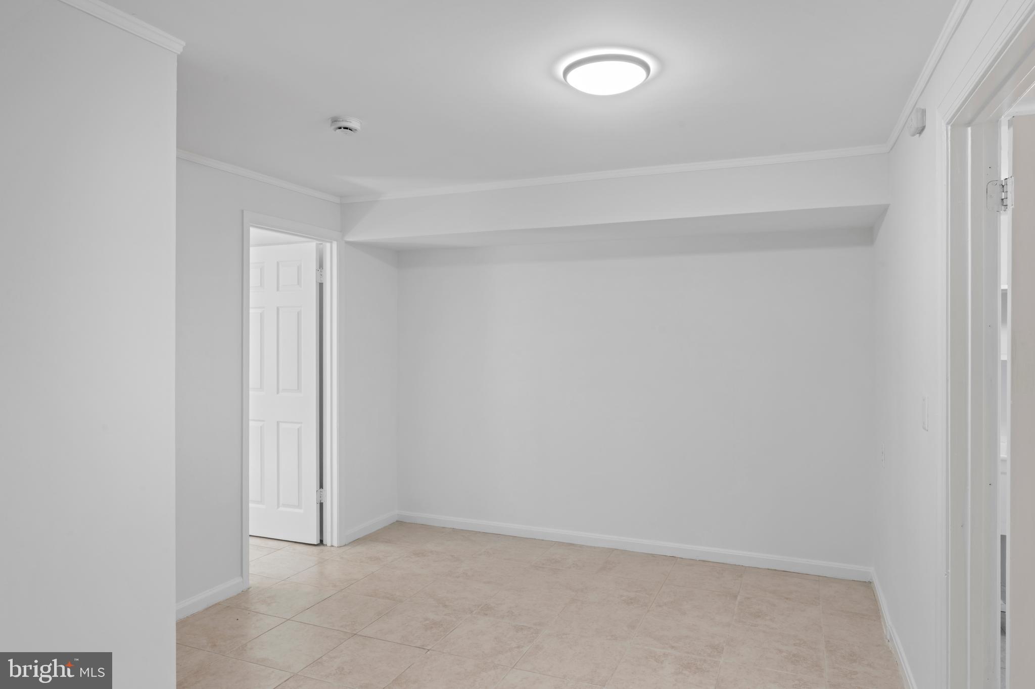 MIDDLEBRIDGE - Residential