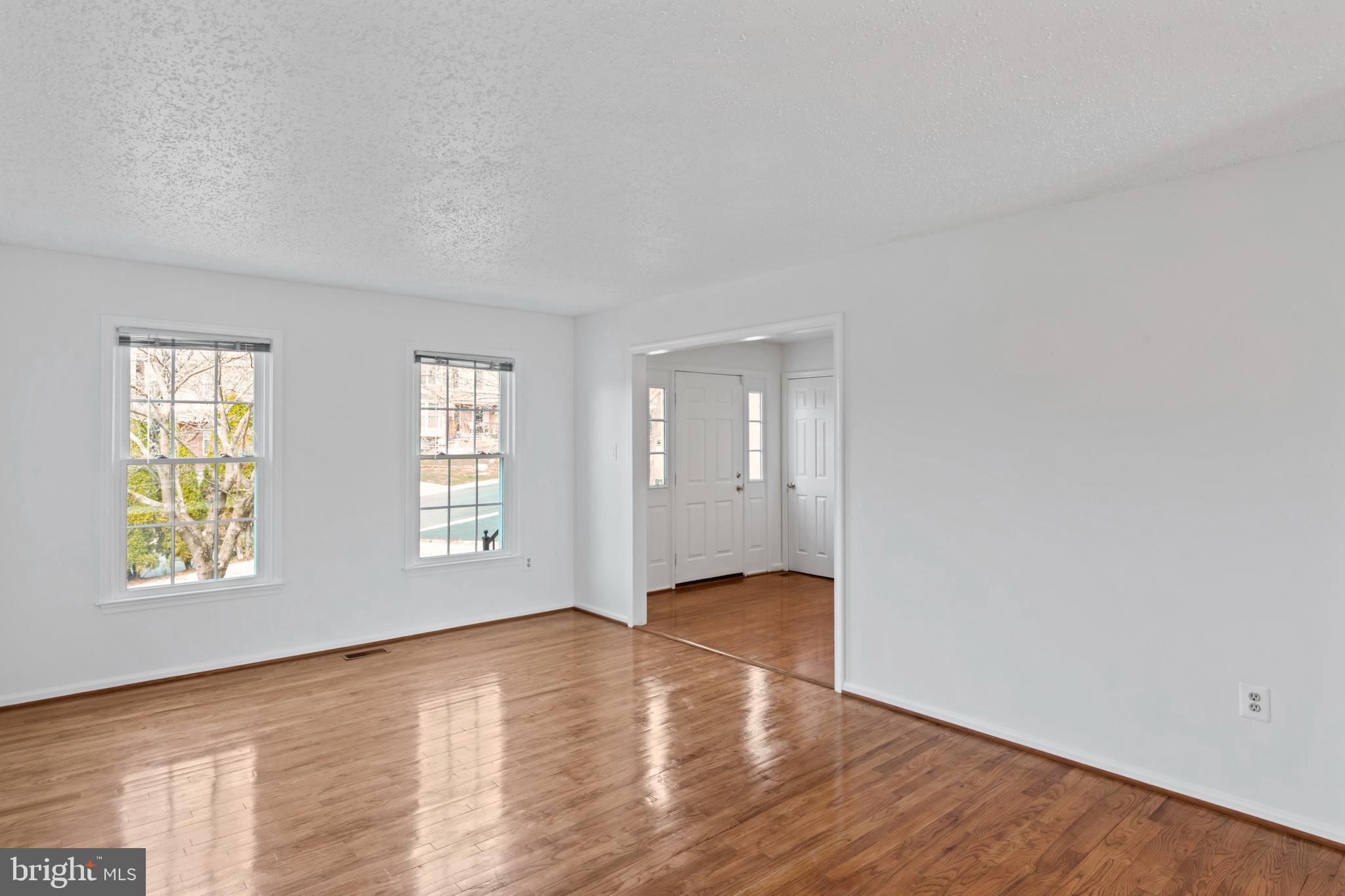 MIDDLEBRIDGE - Residential