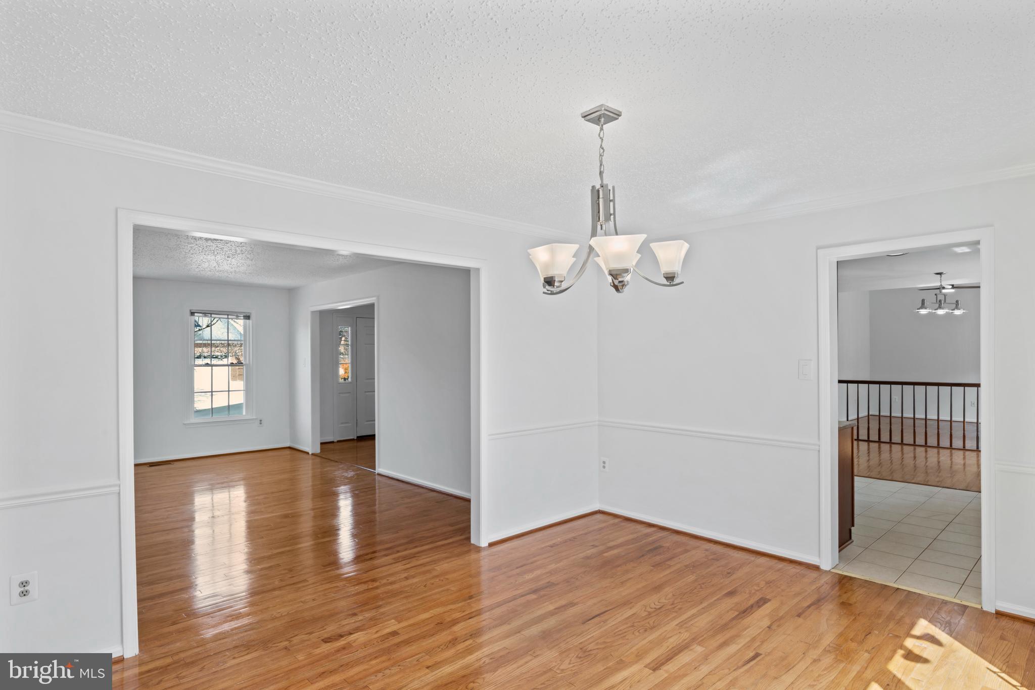 MIDDLEBRIDGE - Residential