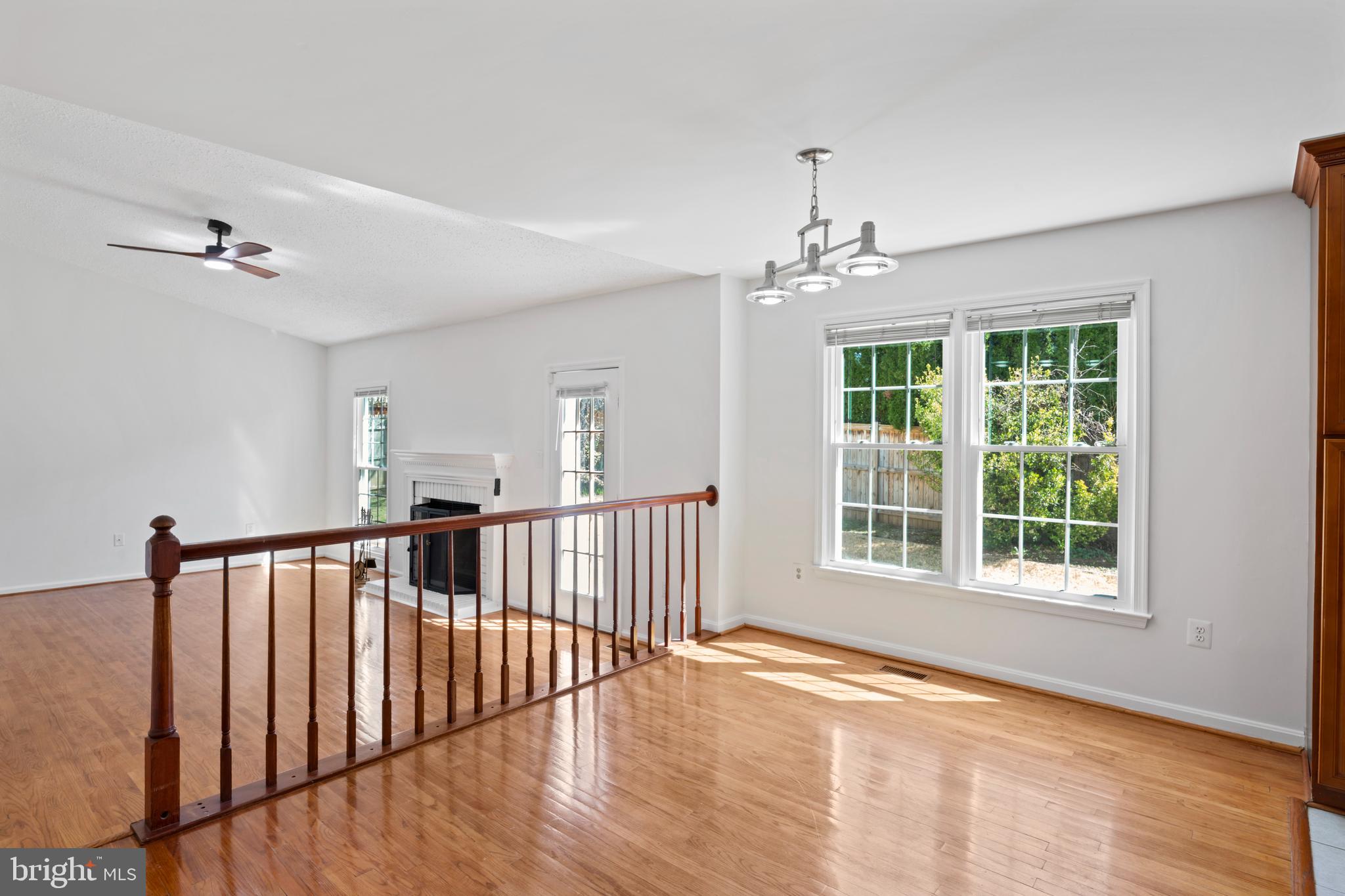 MIDDLEBRIDGE - Residential