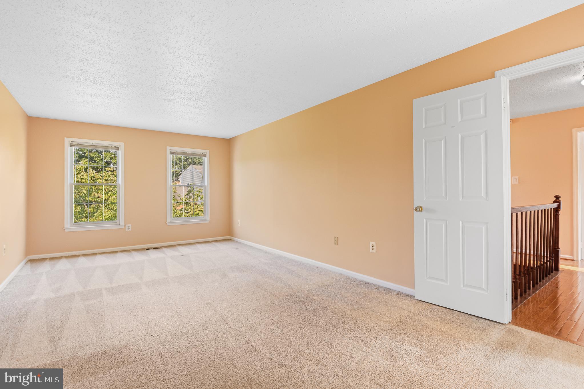 MIDDLEBRIDGE - Residential