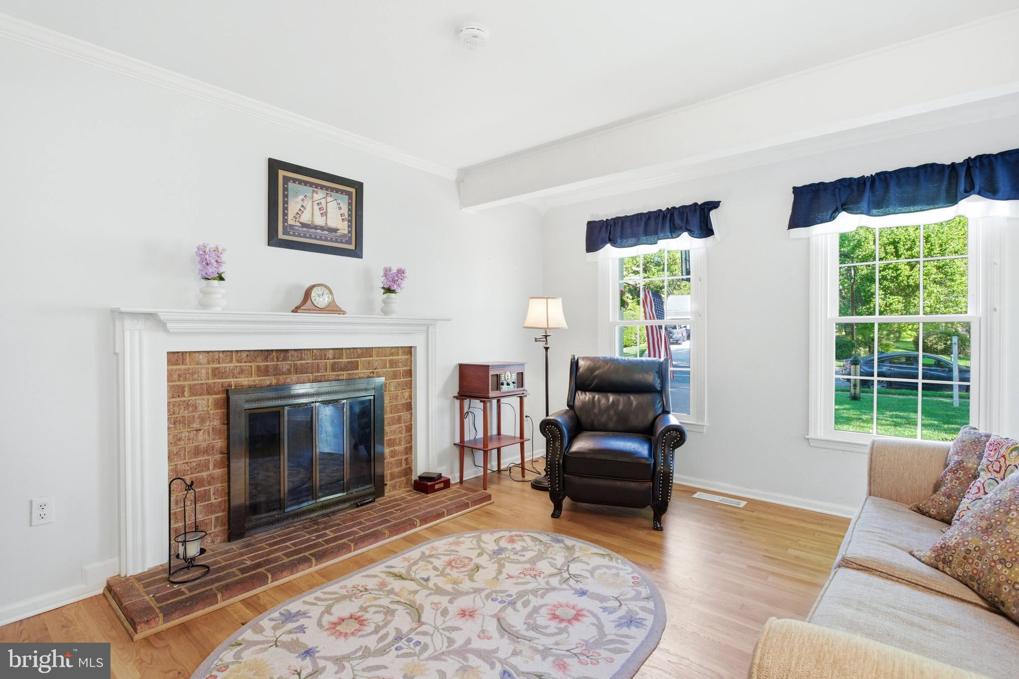 SIGNAL HILL - Residential