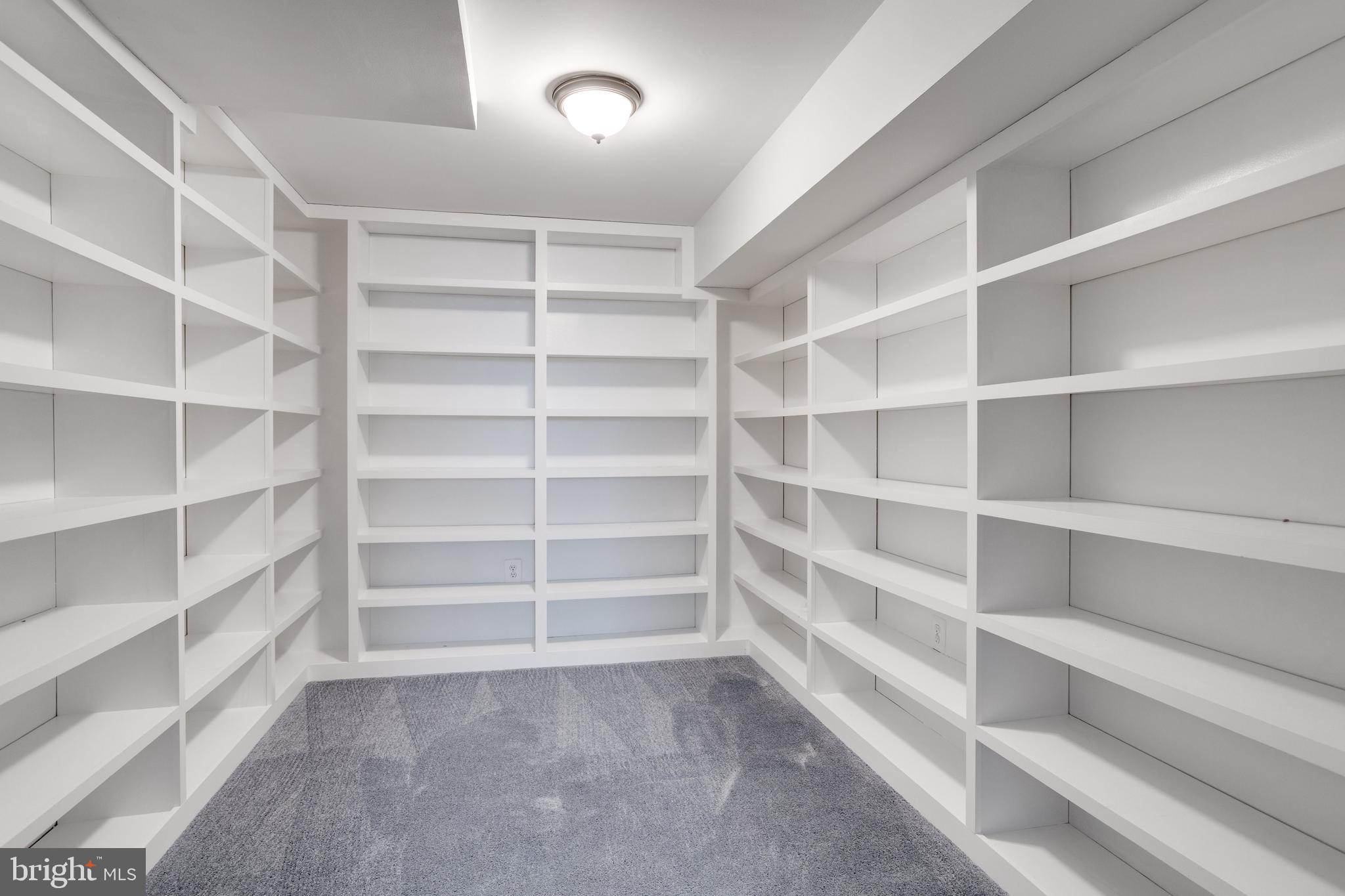 SIGNAL HILL - Residential