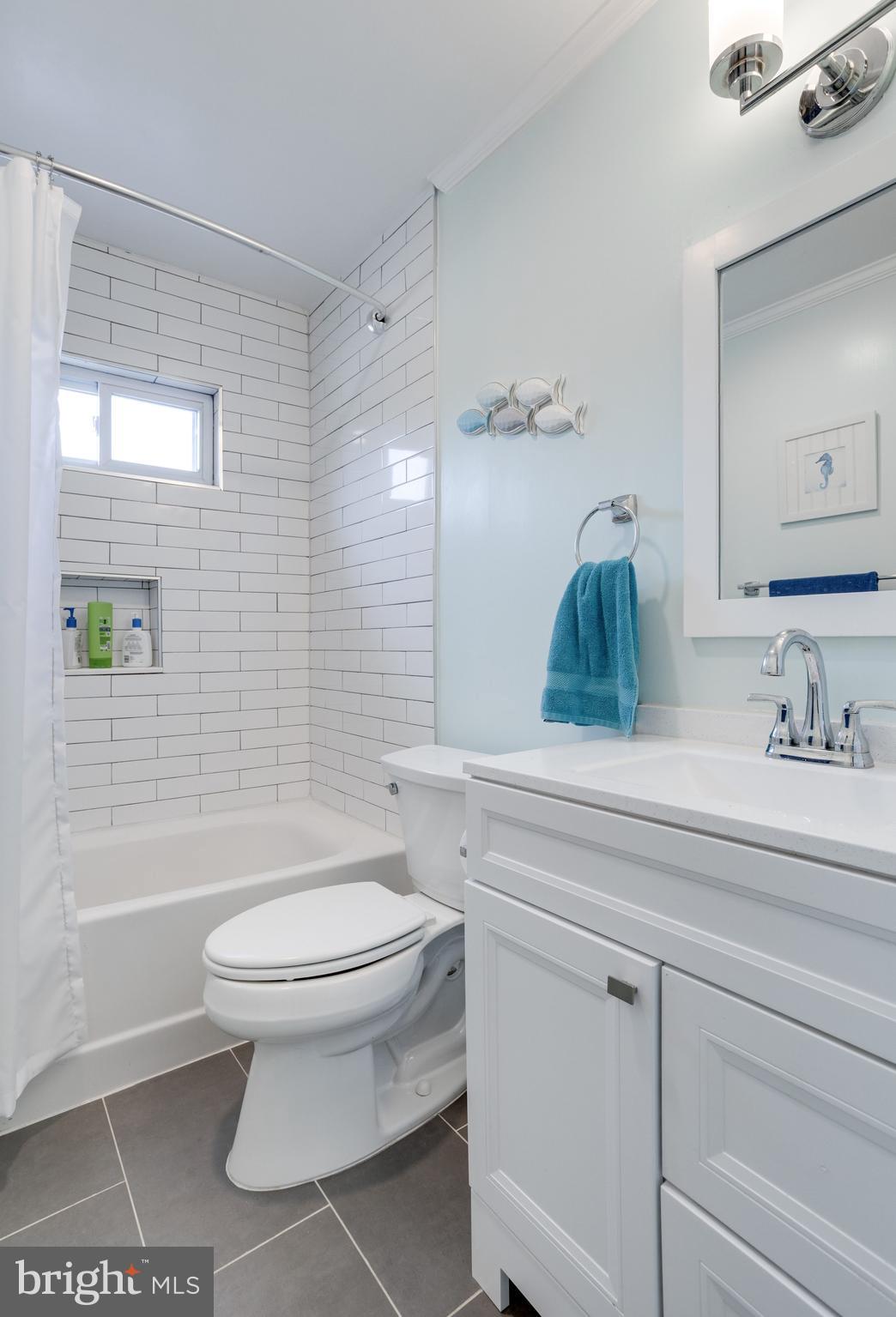 SIGNAL HILL - Residential