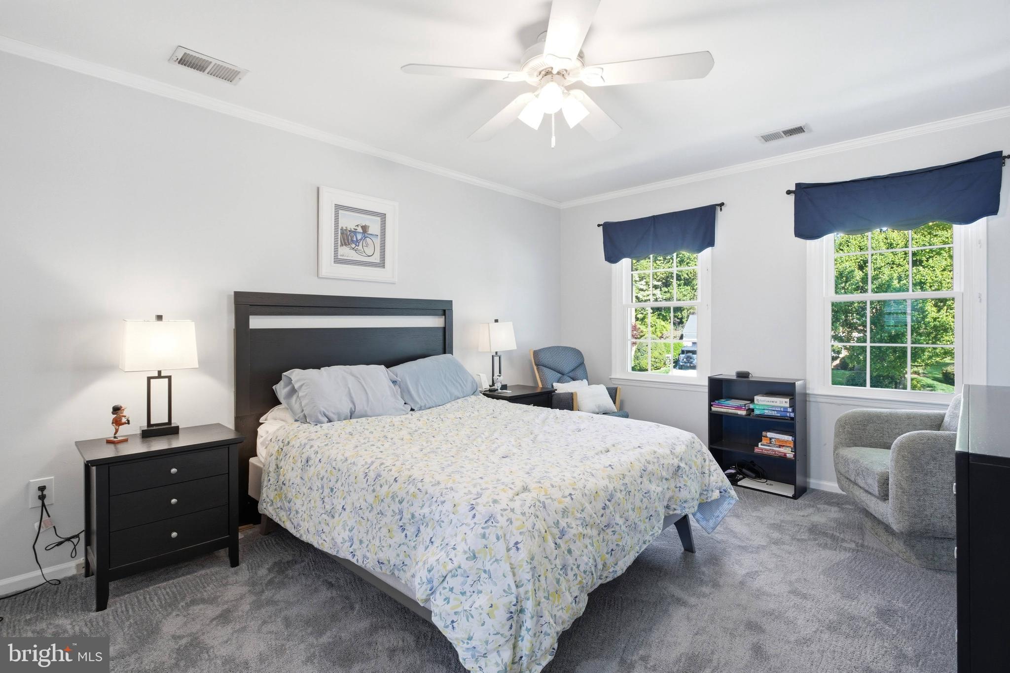 SIGNAL HILL - Residential