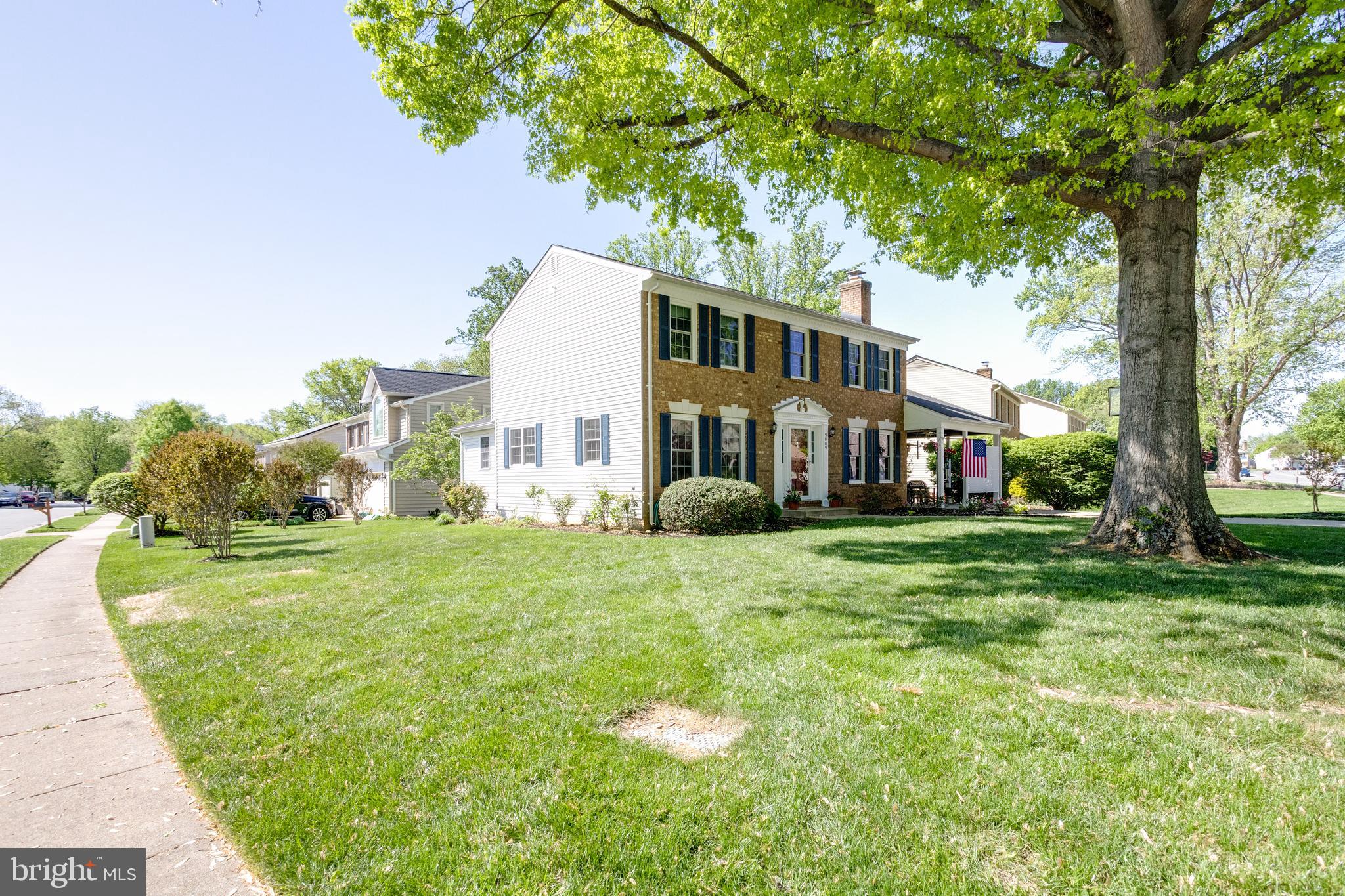 SIGNAL HILL - Residential