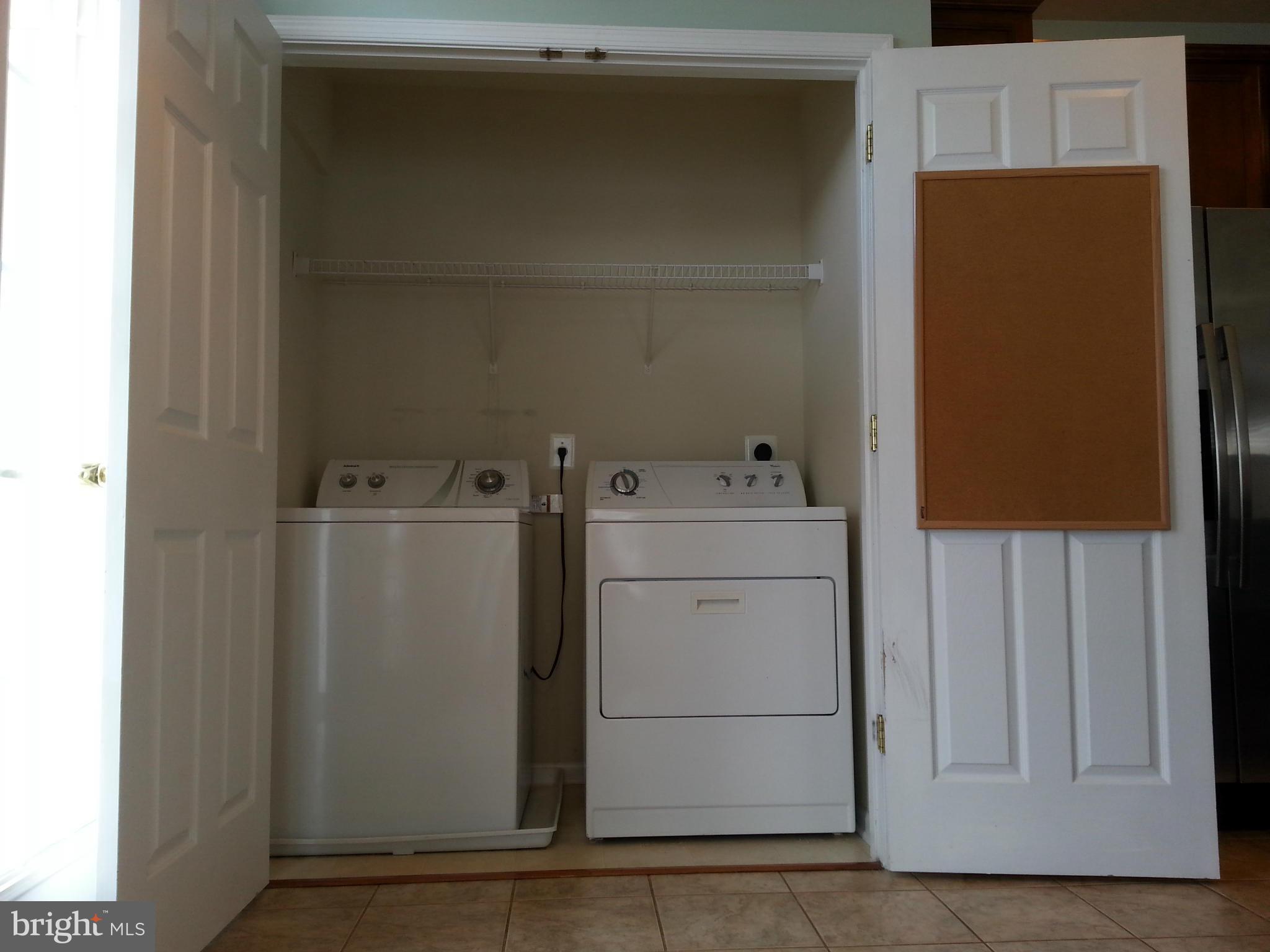 THE TOWNES CONDOMINIUM - Residential Lease