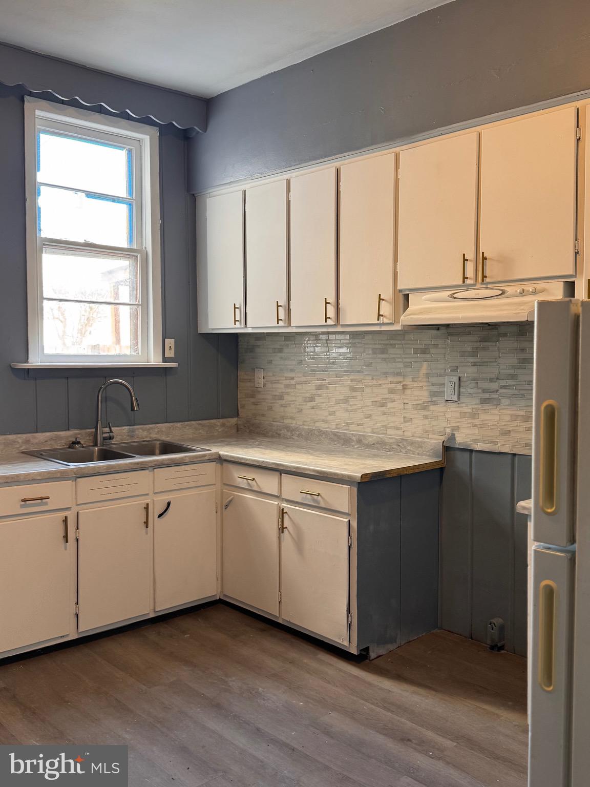 HAZLETON - Residential Lease