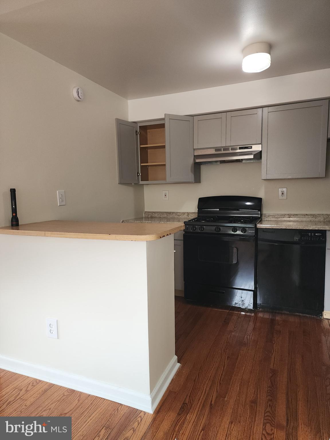 MEADOWBROOK - Residential Lease