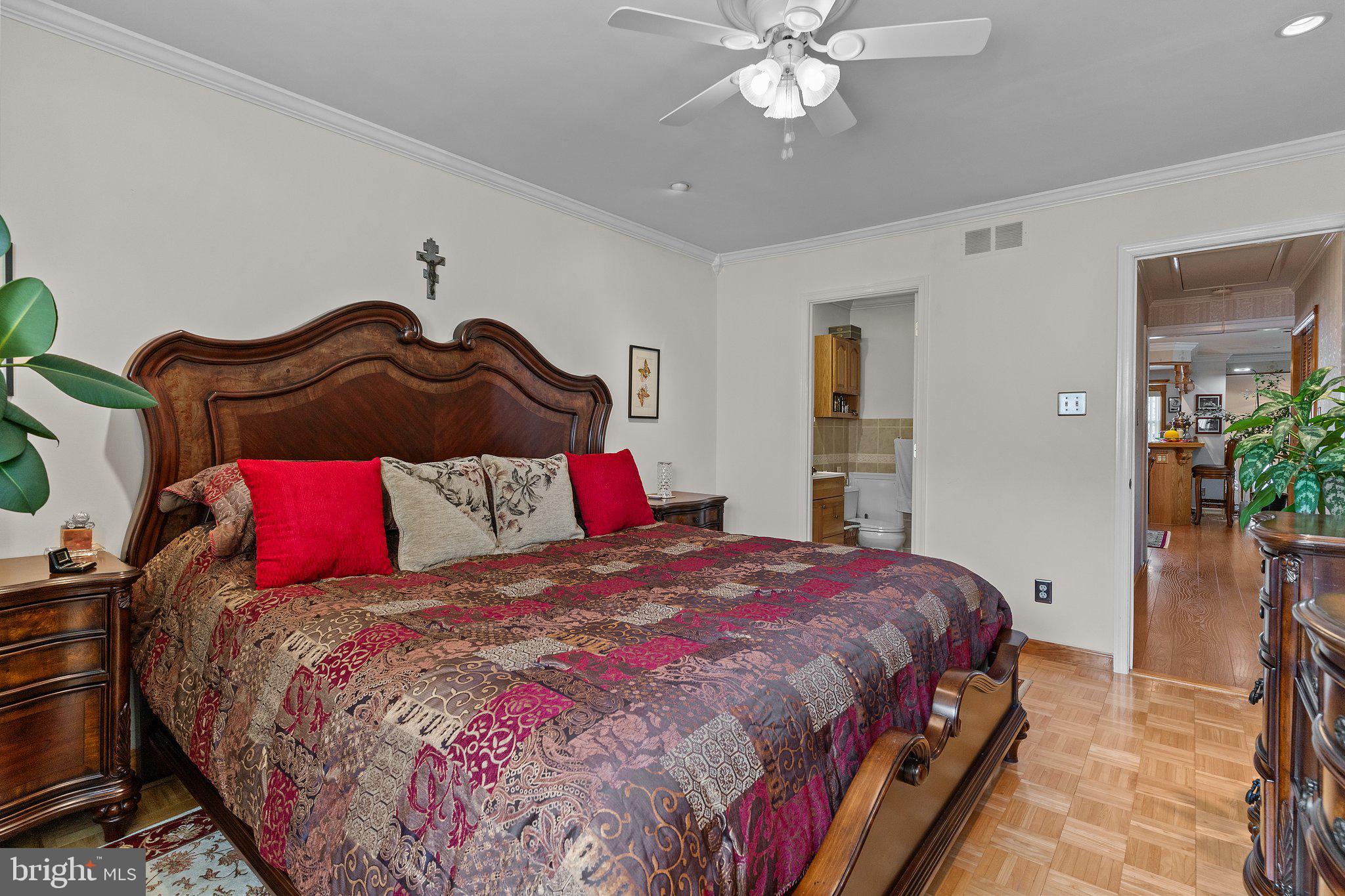 SOMERTON - Residential