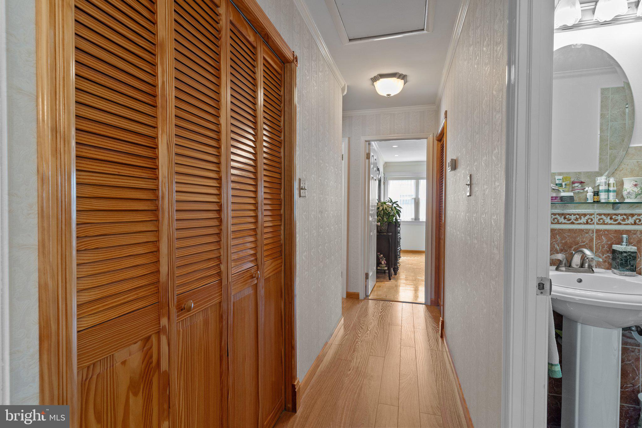 SOMERTON - Residential