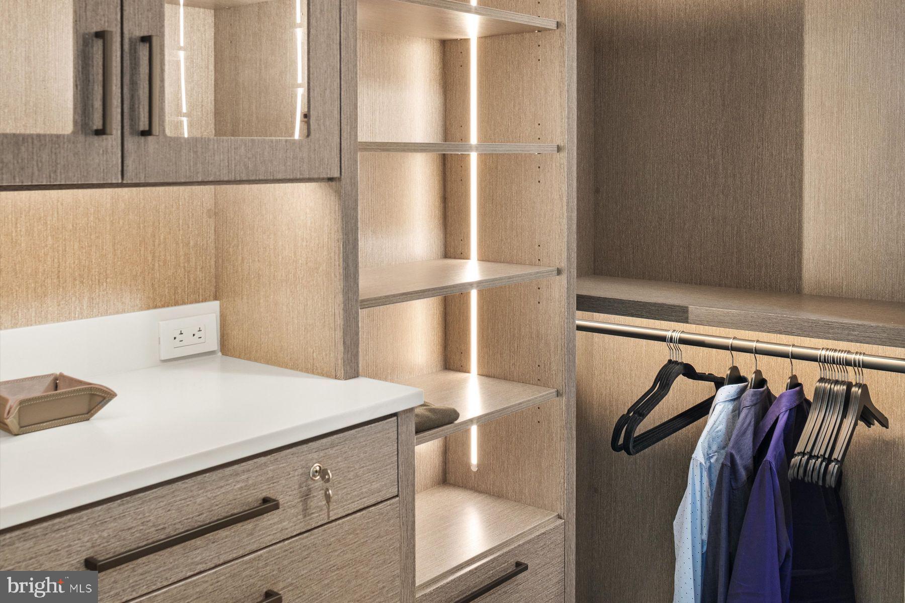 ART MUSEUM AREA - Residential