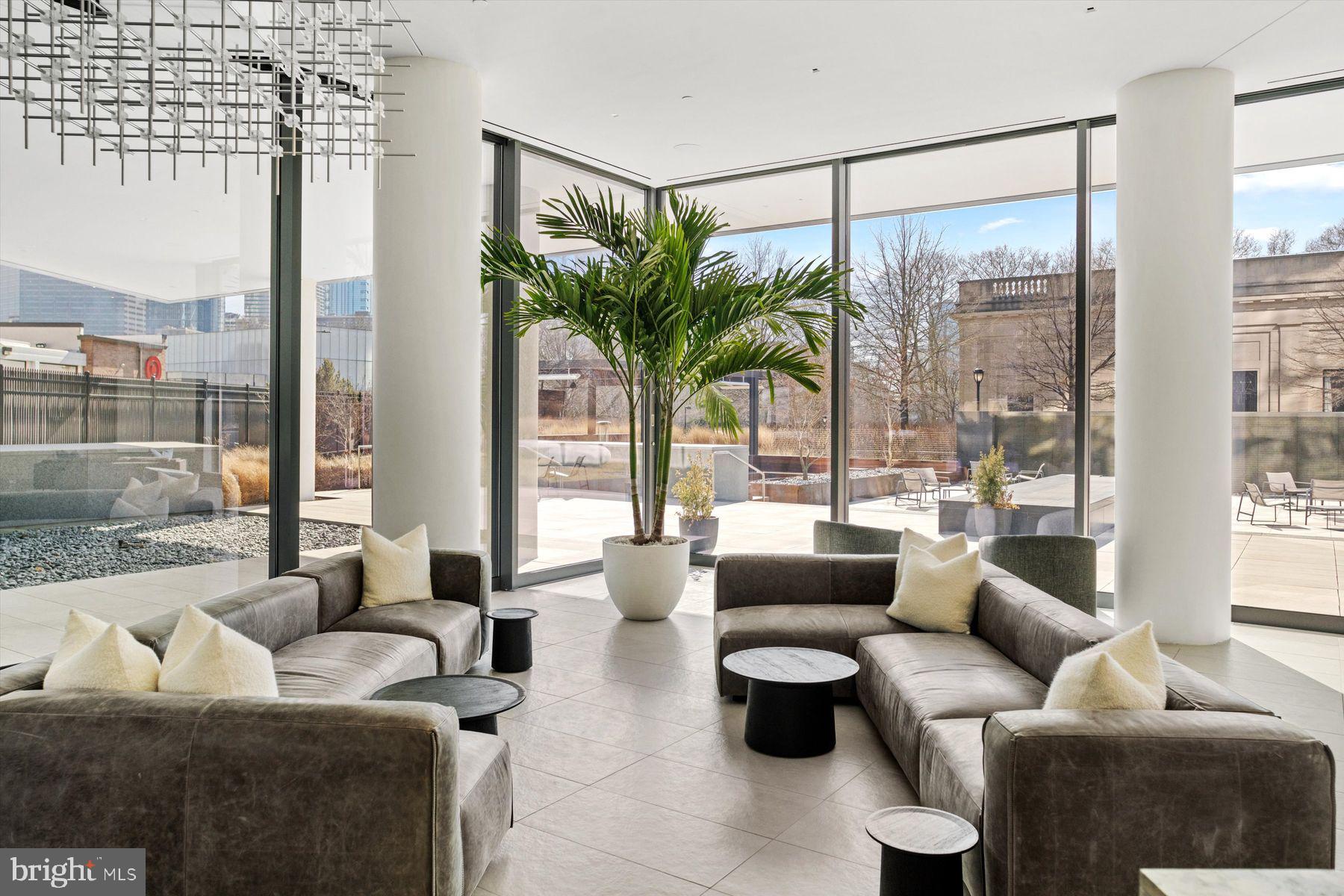 ART MUSEUM AREA - Residential