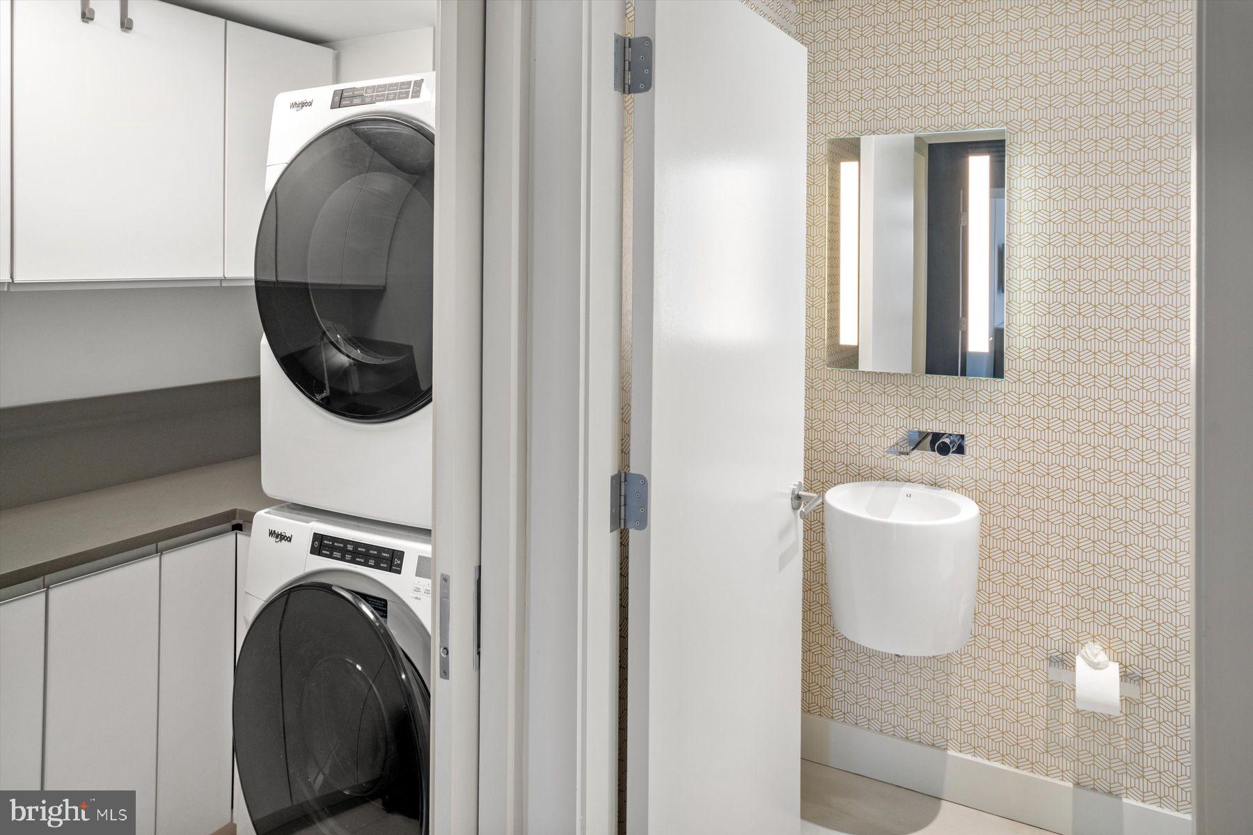 ART MUSEUM AREA - Residential