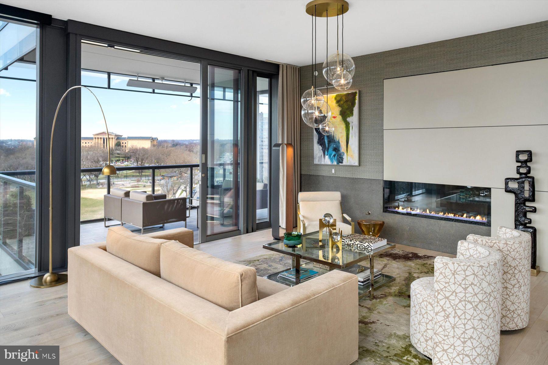 ART MUSEUM AREA - Residential