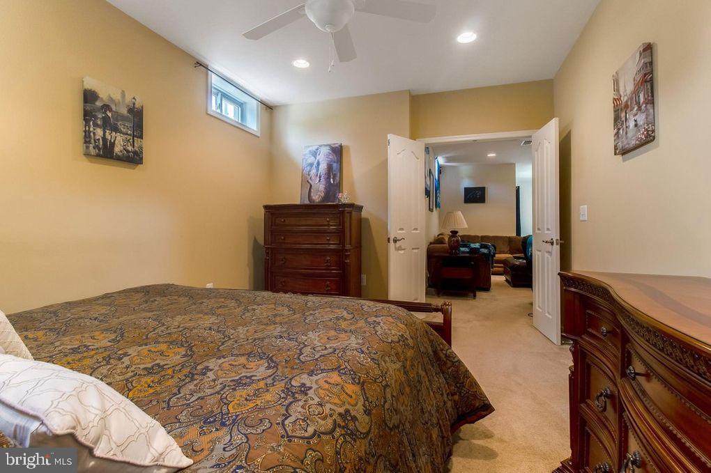 HILLS OF AQUIA - Residential