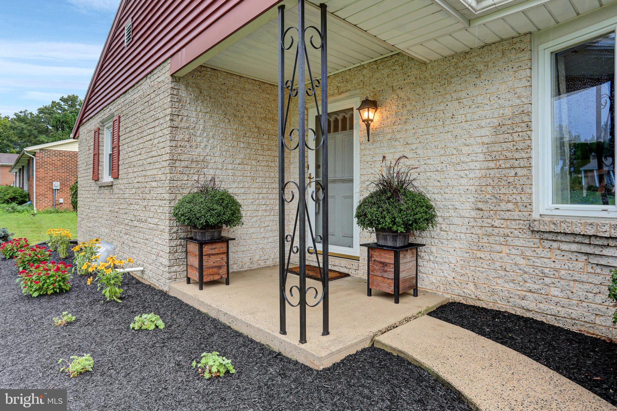 218 MEADOW LANE