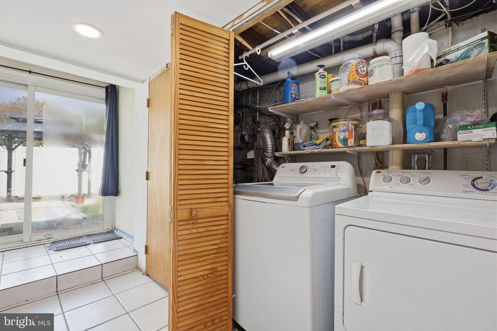 LAUREL BEND - Residential