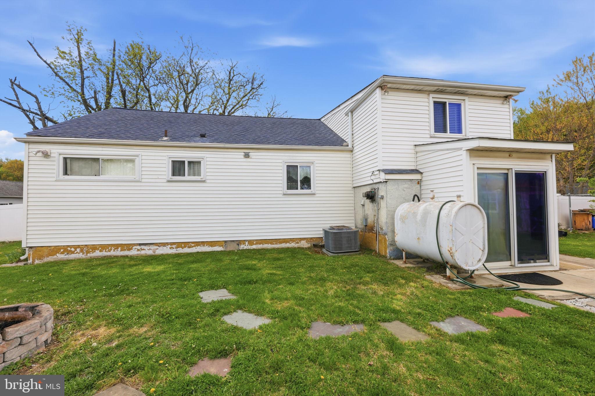 LAUREL BEND - Residential