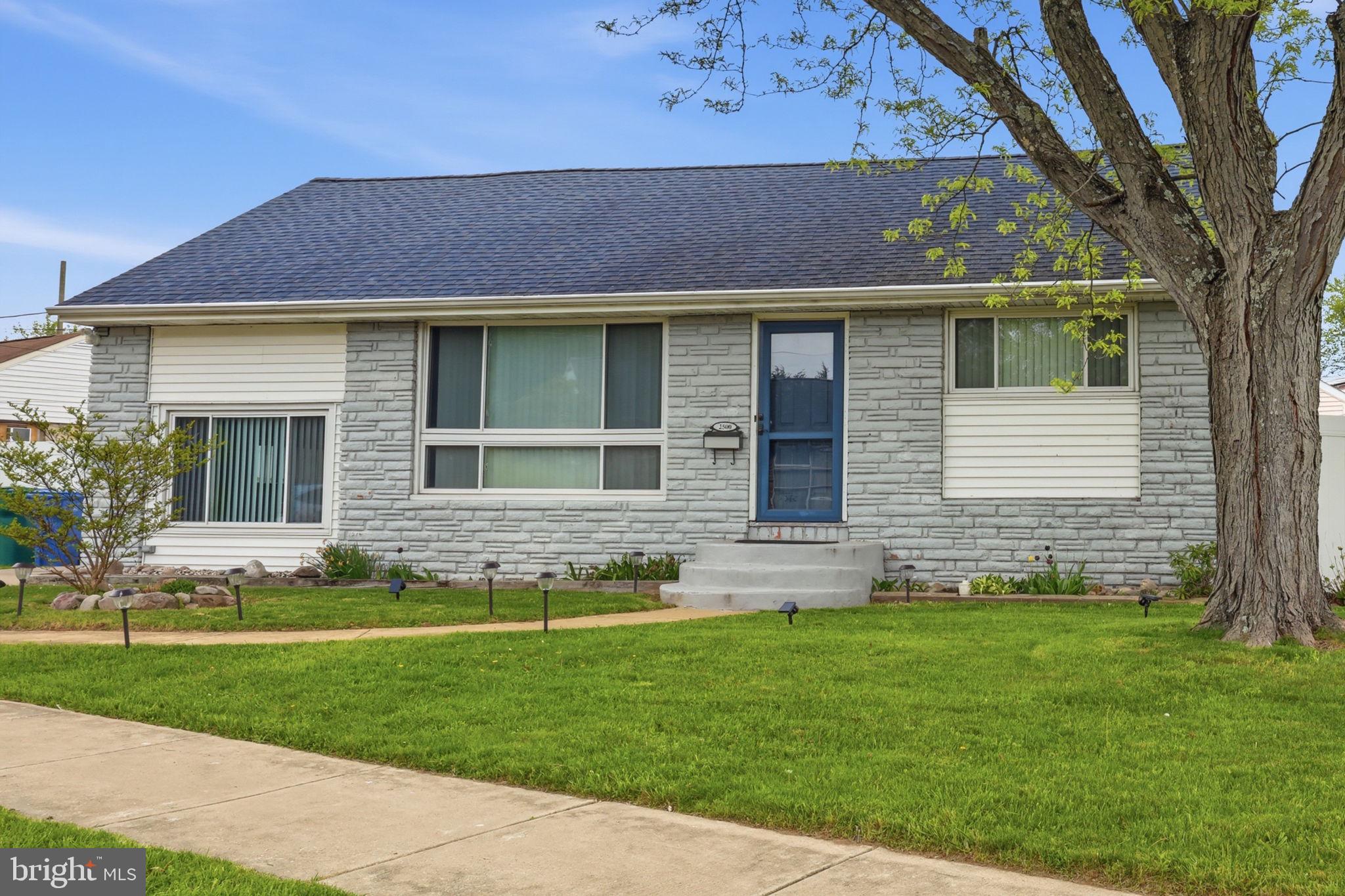 LAUREL BEND - Residential