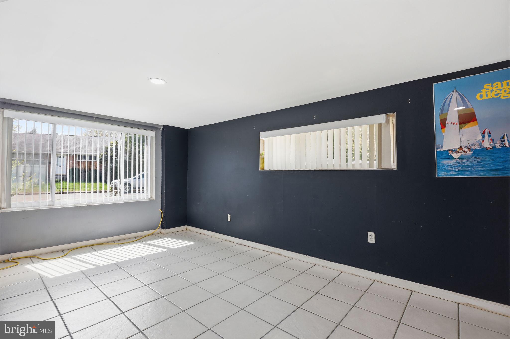 LAUREL BEND - Residential