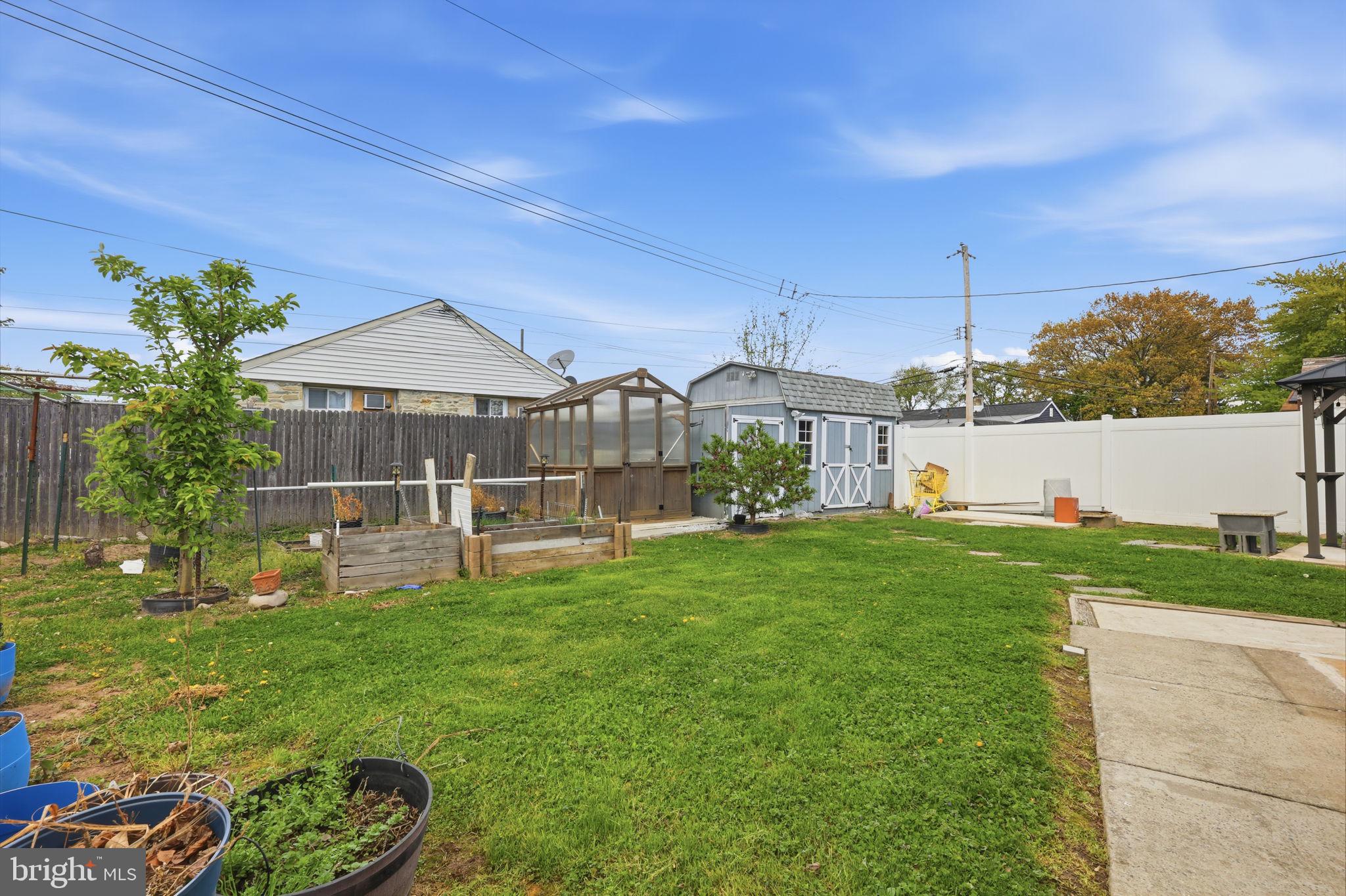 LAUREL BEND - Residential