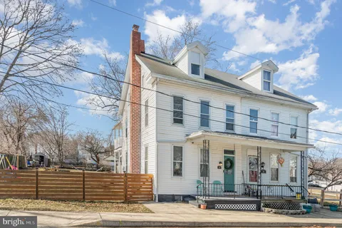 MLS: PAYK2076974
