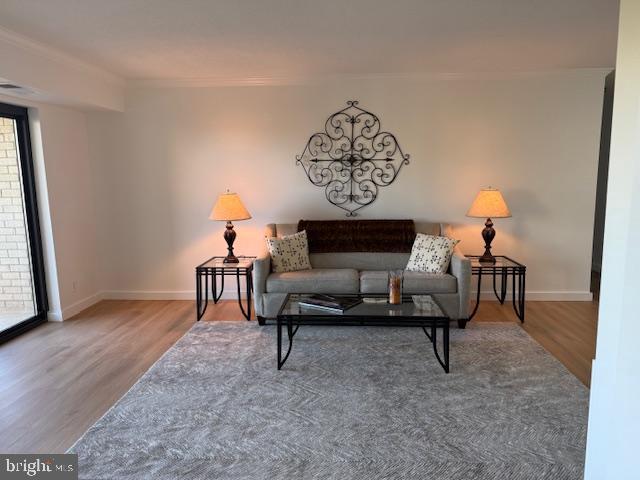 203 YOAKUM PARKWAY 1209