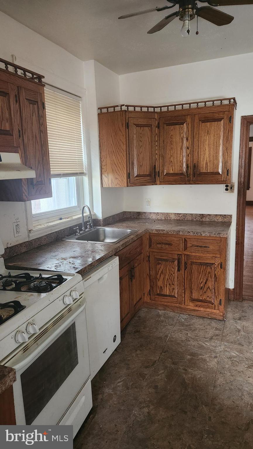 WEST PHILADELPHIA - Residential