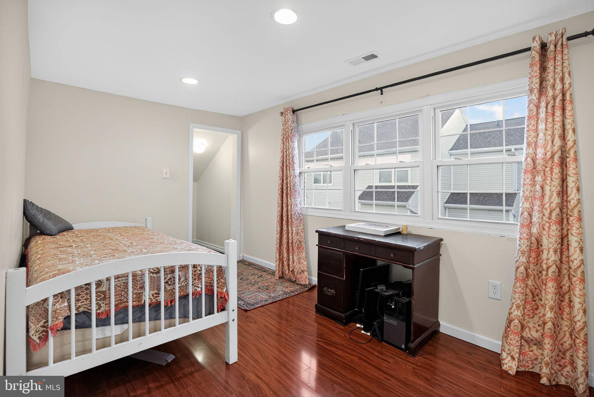 MORTON - Residential