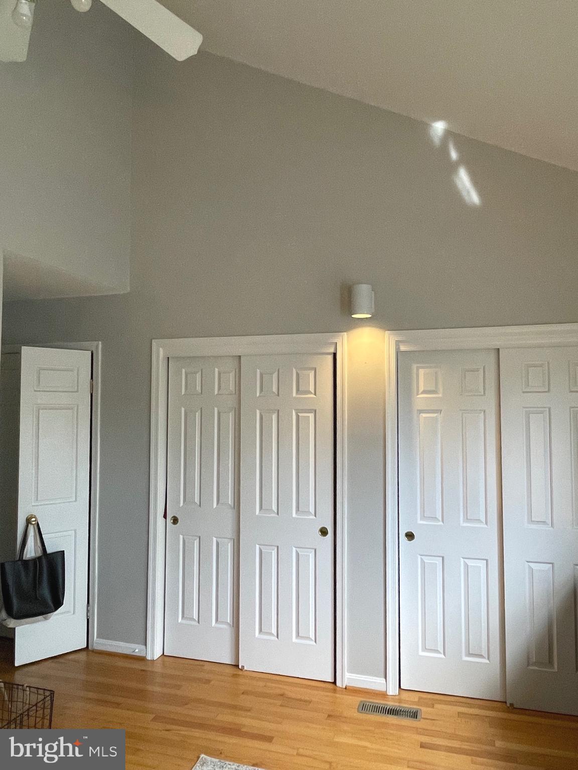 DOUGLAS ESTATES - Residential Lease