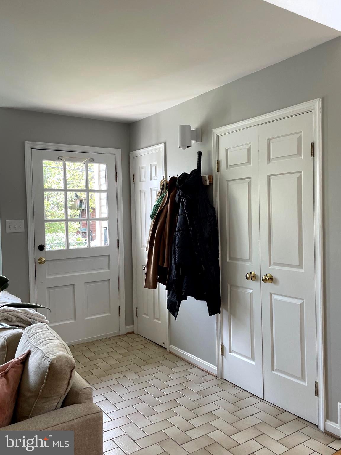 DOUGLAS ESTATES - Residential Lease