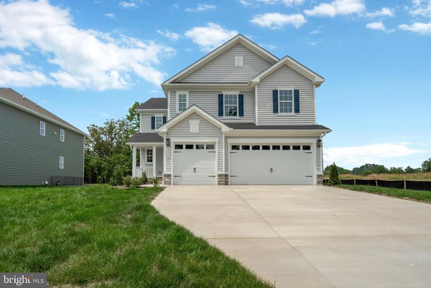 The Yorktown’s main floor offers an expansive entertaining space, complete with a relaxing great room, a dining room overlooking the backyard and an elegant kitchen with a large center island. On the second floor, you’ll find a generous loft surrounded by four bedrooms, a shared bath, a laundry room and a lavish primary suite with an attached bath and spacious walk-in closet. This home may be built with a study or an additional bedroom and bath, and it may feature a gourmet kitchen, deluxe primary bath, sunroom, covered patio, a 3-car garage and finished basement.