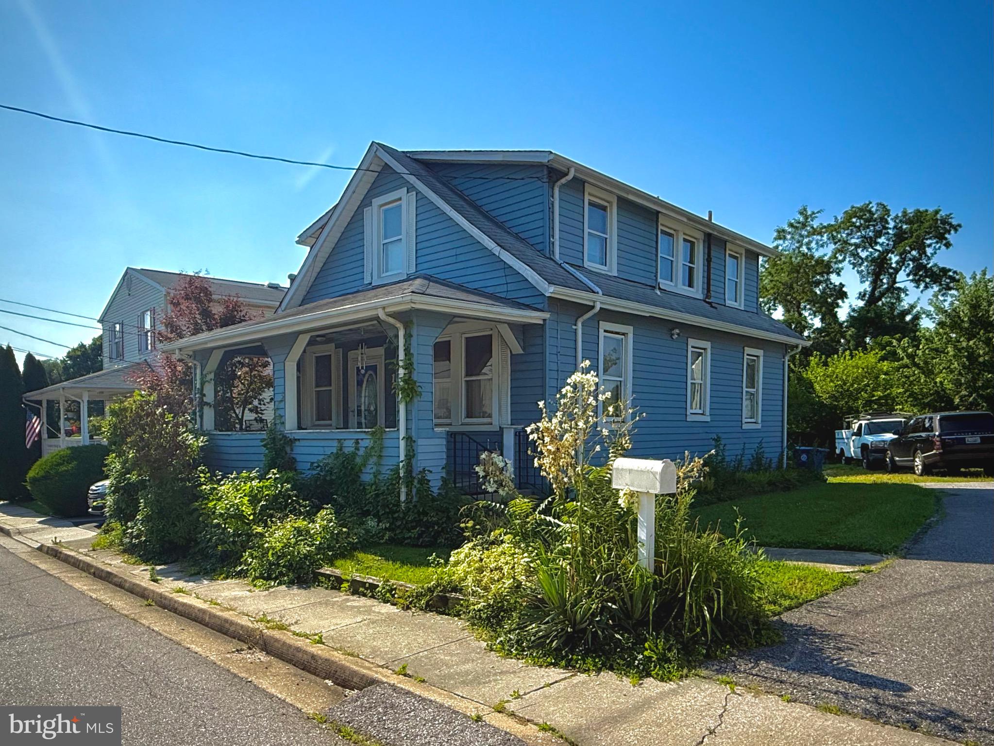 15 SHIPLEY AVENUE